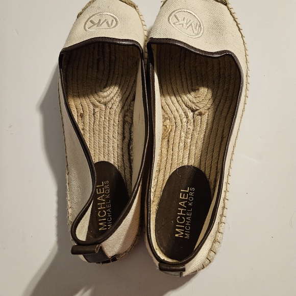 Michael Kors Summer Flats - Picture 3 of 8